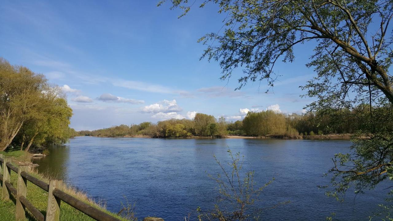 Les Troglos de la Tufolière Rochecorbon Extérieur photo